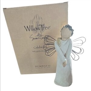Willow Tree Angel Figurine 'Celebrate' -NWT